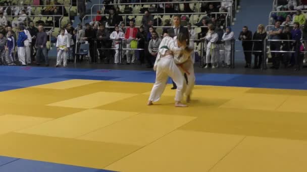 Judo yarışmalarında kızlar — Stok video