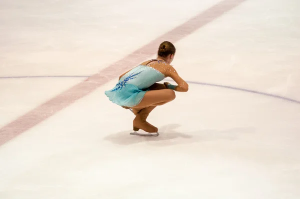 여자 피겨 스케이팅 선수 — 스톡 사진