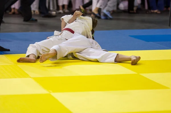 Fetele concurează în Judo — Fotografie, imagine de stoc