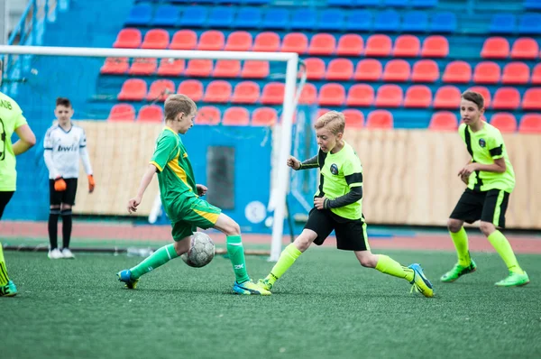 Orenburg, Russia - 1 June 2016: The boys play football — Stock Photo, Image