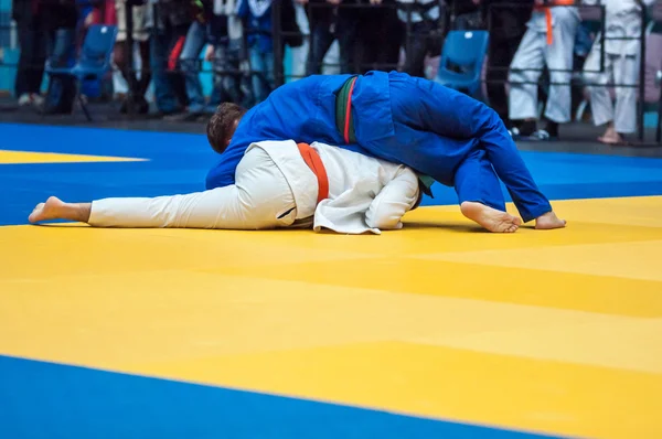 Anak laki-laki bersaing di Judo — Stok Foto