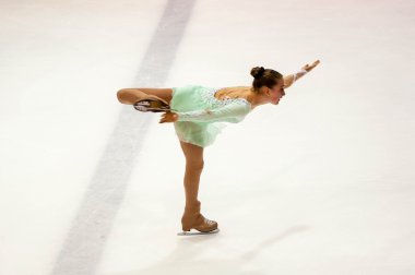 Orenburg, Rusya - 26.03.2016: Yarışmalar kızlar buz patenci.