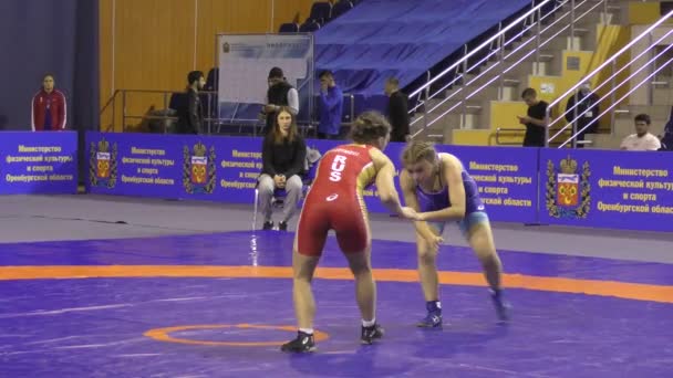 Orenburg Rússia Outubro 2020 Meninas Competem Wrestling Esportivo Torneio All — Vídeo de Stock