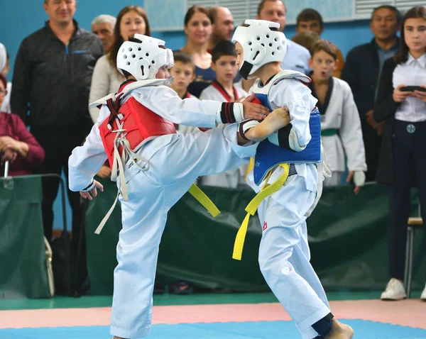 Orenburg Rússia Outubro 2019 Meninos Competem Taekwondo Artes Marciais Coreanas — Fotografia de Stock