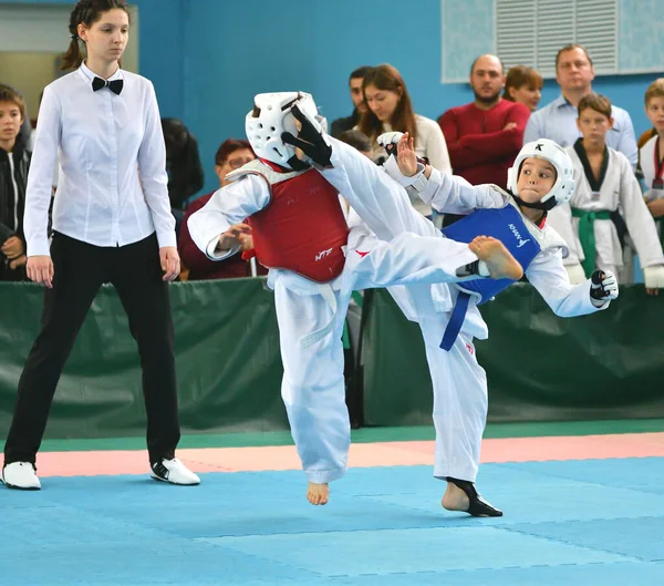 Orenburg Rusland Oktober 2019 Jongens Nemen Deel Aan Taekwondo Het — Stockfoto