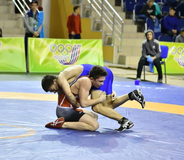 Orenburg Russland März 2017 Junge Männer Messen Sich Ringen Bei — Stockfoto