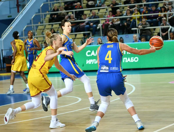 Orenburg Russia Ottobre 2019 Ragazze Giocano Basket Euroleague Tra Nadezhda — Foto Stock