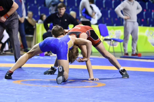 Orenburg Rusia Marzo 2017 Hombres Jóvenes Compiten Lucha Deportiva Campeonato —  Fotos de Stock