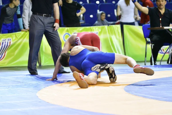 Orenburg Rússia Março 2017 Jovens Sexo Masculino Competem Wrestling Esportivo — Fotografia de Stock