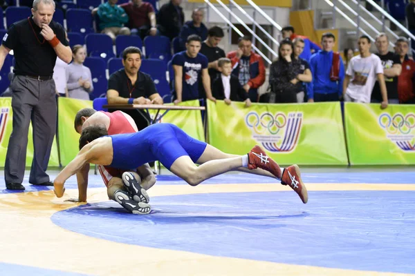 Orenburg Rússia Março 2017 Jovens Sexo Masculino Competem Wrestling Esportivo — Fotografia de Stock