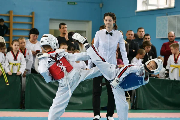 2018年10月19日 男子跆拳道公开赛 Orenburg Open Taekwondo Championship — 图库照片