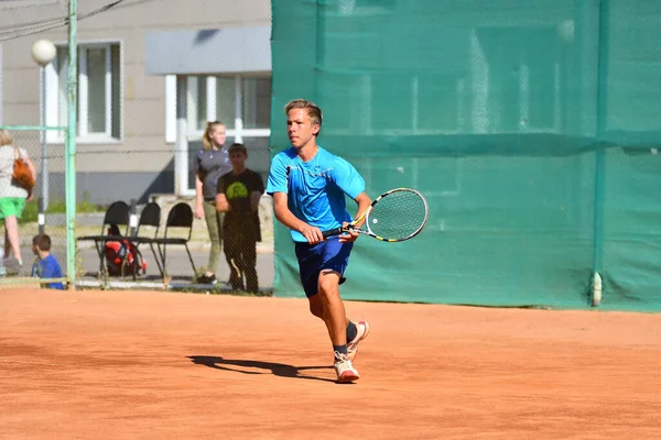 Orenburg Rusia Agosto 2017 Año Niños Jugando Tenis Los Premios —  Fotos de Stock
