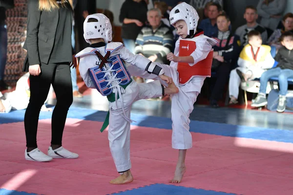 Orenburg Rússia Janeiro 2018 Crianças Competem Taekwondo Championship School Olympic — Fotografia de Stock