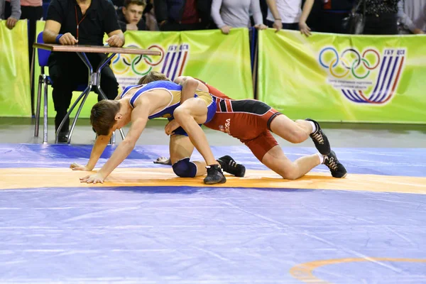 Orenburg Rússia Março 2017 Jovens Sexo Masculino Competem Wrestling Esportivo — Fotografia de Stock