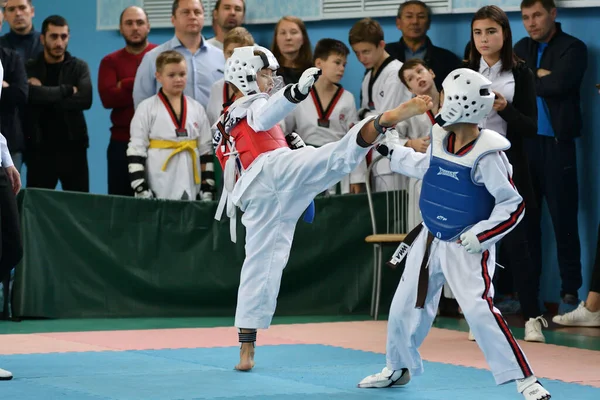 2018年10月19日 男子跆拳道公开赛 Orenburg Open Taekwondo Championship — 图库照片