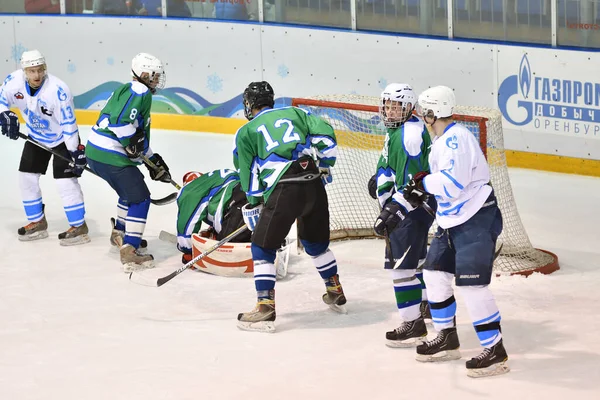 Orenburg Rússia Abril 2017 Ano Homens Jogam Hóquei Torneio Hóquei — Fotografia de Stock