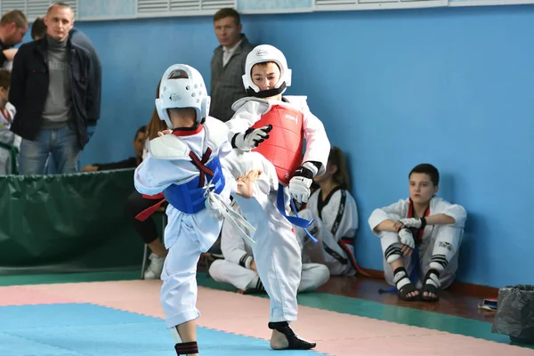 Orenburg Russie Octobre 2019 Les Garçons Concourent Taekwondo Arts Martiaux — Photo