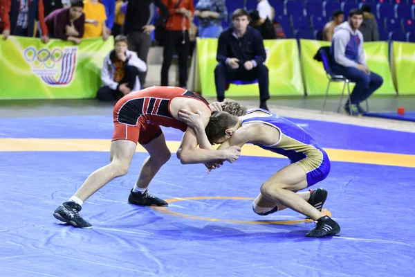 Orenburg Rússia Março 2017 Jovens Sexo Masculino Competem Wrestling Esportivo — Fotografia de Stock