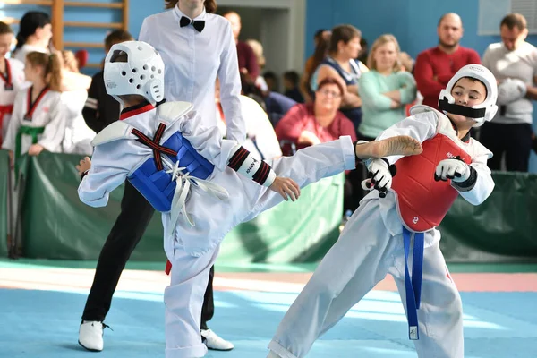 Orenburg Rusko Října 2019 Kluci Utkají Taekwondu Korejské Bojové Umění — Stock fotografie