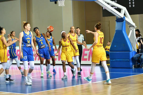 Orenburg Russia Ottobre 2019 Ragazze Giocano Basket Euroleague Tra Nadezhda — Foto Stock