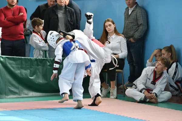 Orenburg Rusia Oktober 2019 Anak Laki Laki Berkompetisi Dalam Taekwondo — Stok Foto