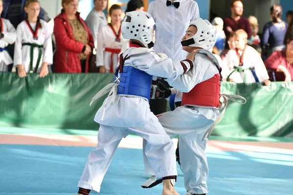 Orenburg Rusland Oktober 2019 Jongens Nemen Deel Aan Taekwondo Het — Stockfoto