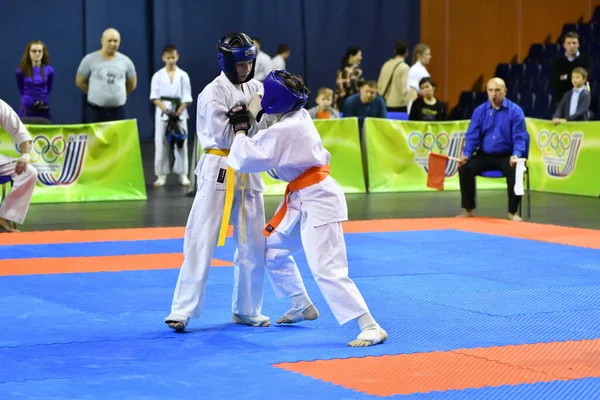 Orenburg Rusia Marzo 2017 Niño Compite Karate Por Campeonato Región — Foto de Stock