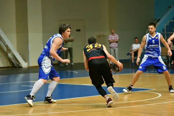 Orenburg Russie Juin 2019 Année Les Hommes Jouent Basket Ball — Photo