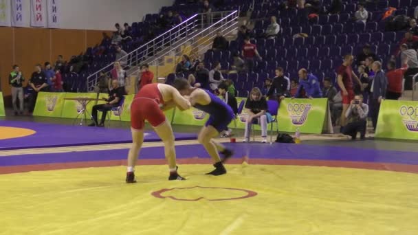 Orenburg Rusland Maart 2017 Jongen Neemt Deel Aan Het Sportworstelen — Stockvideo