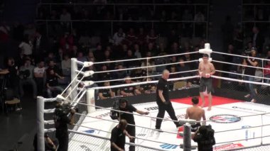 Orenburg, Rusya - 30 Ağustos 2019: Çocuk Uluslararası Dövüş Sanatları Turnuvası (MMA) M - 1 Challenge 104