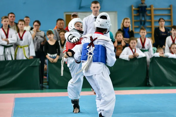 Orenburg Ryssland Oktober 2019 Boy Tävlar Taekwondo Koreansk Kampsport Orenburg — Stockfoto