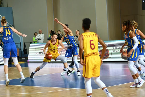 Orenburg Rusland Oktober 2019 Meisje Speelt Basketbal Euroleague Wedstrijd Tussen — Stockfoto