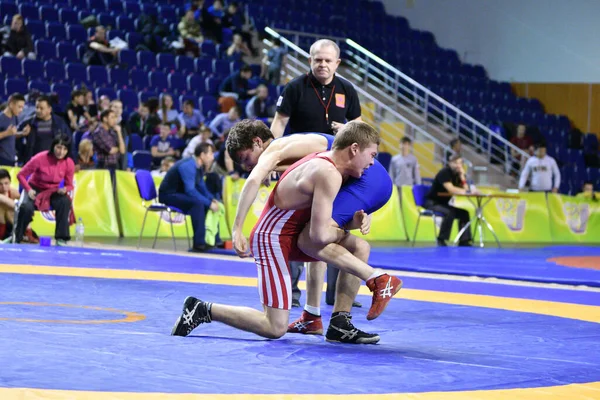 Orenburg Rusland Maart 2017 Jongen Neemt Deel Aan Het Sportworstelen — Stockfoto