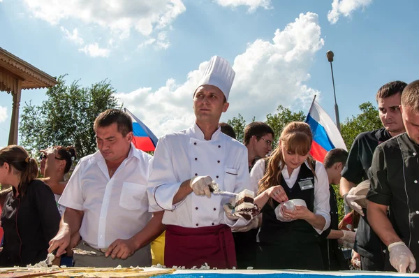 Una torta a forma di bandiera della Russia — Foto Stock