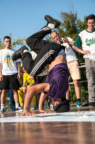 Sanatçı break dance, — Stok fotoğraf