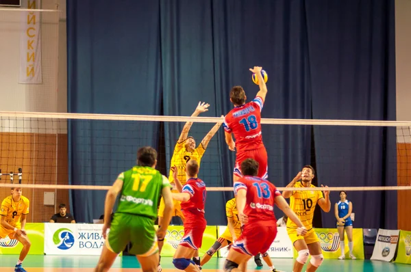 The game of volleyball — Stock Photo, Image