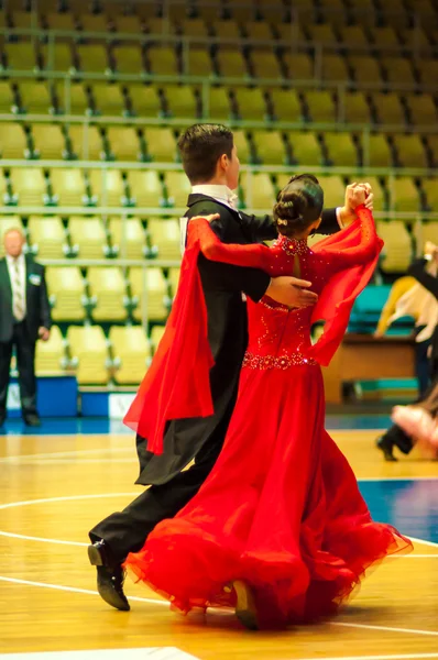 Dança de casal — Fotografia de Stock