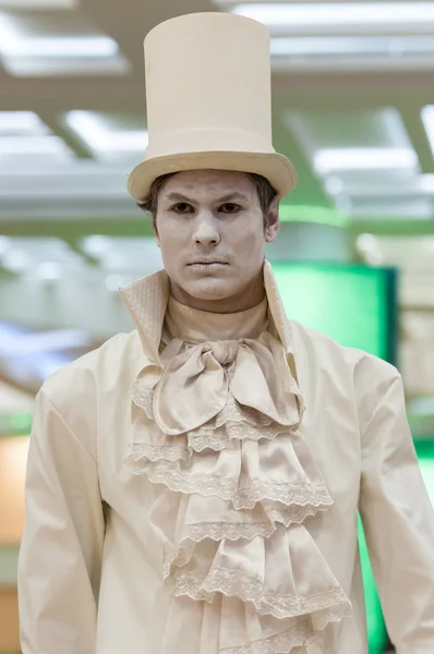 Living statue — Stock Photo, Image