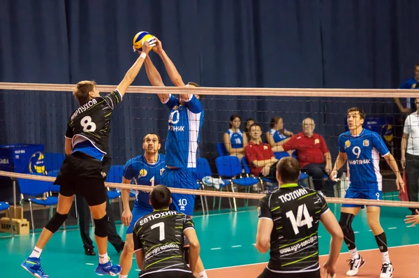 Spelet i volleyboll, — Stockfoto