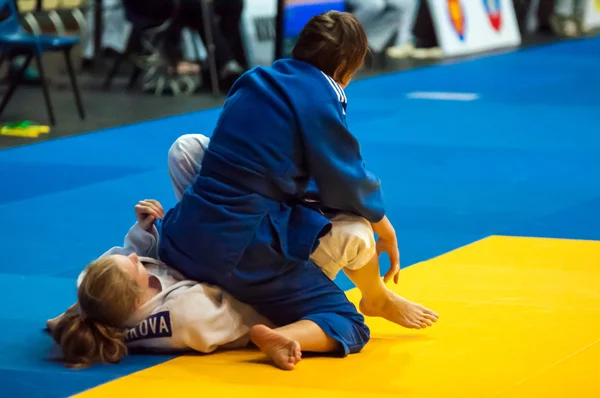 Myśliwiec dziewczyna w Judo — Zdjęcie stockowe