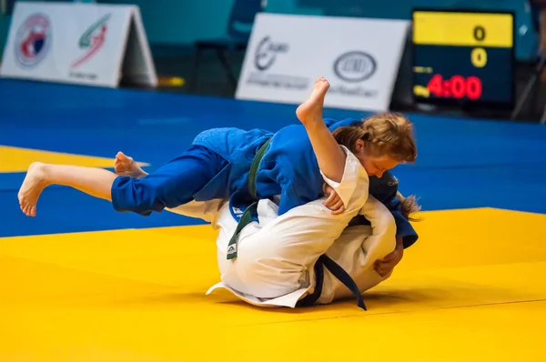 Ragazza combattente in Judo — Foto Stock