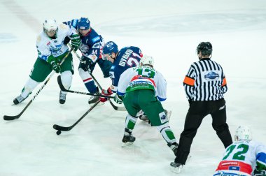 Buz hokeyi yarışmalar