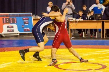 Yarışmalar mücadelede