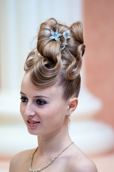 Trends in wedding hairstyles — Stock Photo, Image