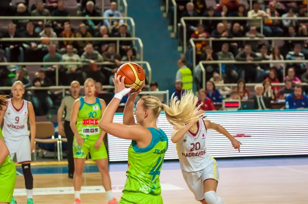 Competições de basquete feminino — Fotografia de Stock