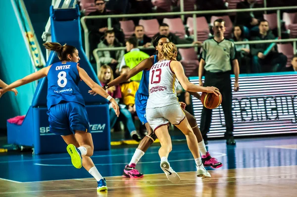 Meisjes basketbaltoernooi — Stockfoto