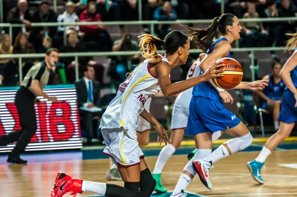 Torneio de basquete meninas , — Fotografia de Stock