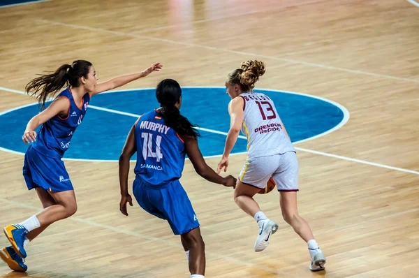 Torneio de basquete meninas — Fotografia de Stock