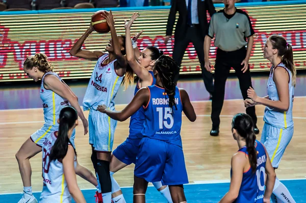 Torneio de basquete meninas — Fotografia de Stock