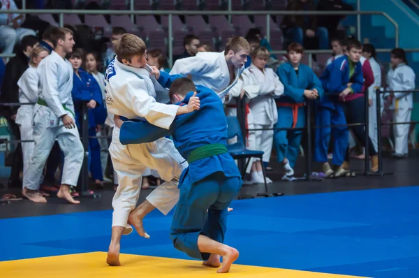 Judo competiciones entre niños, Orenburg, Rusia — Foto de Stock